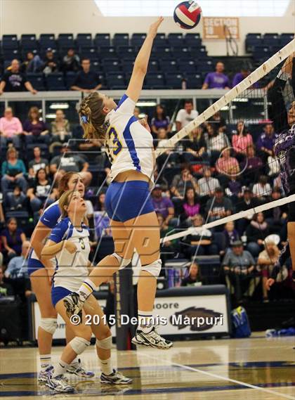 Thumbnail 1 in Mission Oak vs. Bakersfield Christian (CIF Central D3 Final) photogallery.