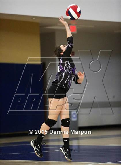 Thumbnail 3 in Mission Oak vs. Bakersfield Christian (CIF Central D3 Final) photogallery.
