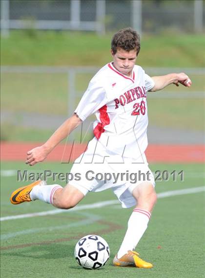 Thumbnail 3 in Barlow @ Pomperaug photogallery.