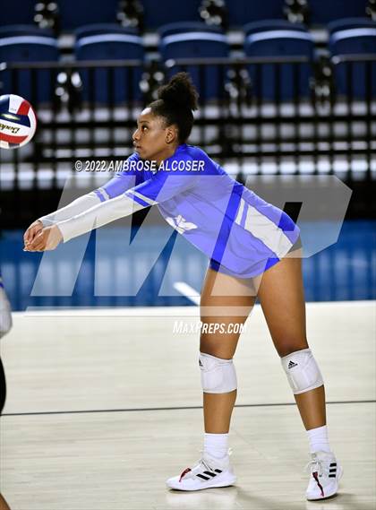 Thumbnail 1 in Cypress Creek vs. Heights (UIL Volleyball 6A Bi-District Playoff) photogallery.