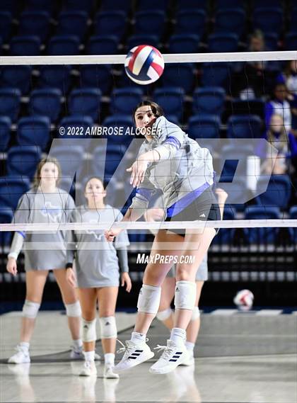 Thumbnail 3 in Cypress Creek vs. Heights (UIL Volleyball 6A Bi-District Playoff) photogallery.
