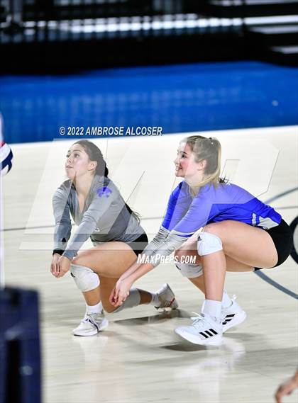 Thumbnail 2 in Cypress Creek vs. Heights (UIL Volleyball 6A Bi-District Playoff) photogallery.