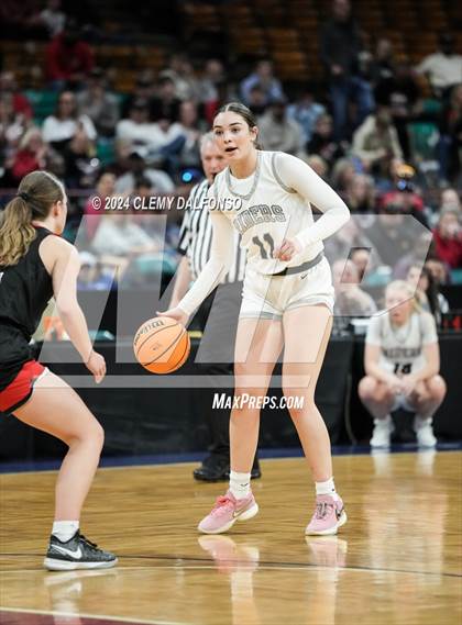Thumbnail 2 in Montrose vs Roosevelt (CHSAA 5A Great 8) photogallery.