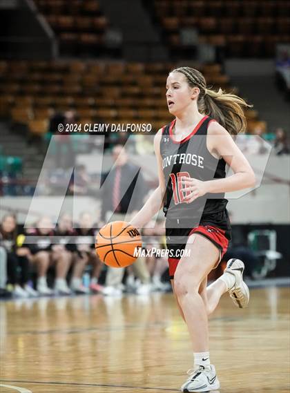 Thumbnail 1 in Montrose vs Roosevelt (CHSAA 5A Great 8) photogallery.