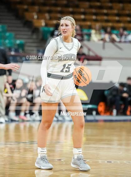 Thumbnail 2 in Montrose vs Roosevelt (CHSAA 5A Great 8) photogallery.