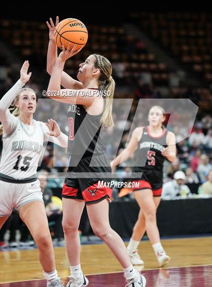 Thumbnail 2 in Montrose vs Roosevelt (CHSAA 5A Great 8) photogallery.