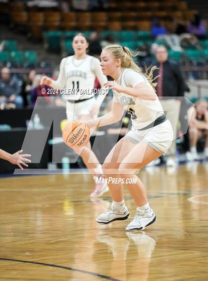 Thumbnail 2 in Montrose vs Roosevelt (CHSAA 5A Great 8) photogallery.