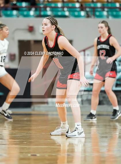 Thumbnail 3 in Montrose vs Roosevelt (CHSAA 5A Great 8) photogallery.