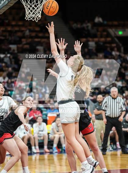 Thumbnail 1 in Montrose vs Roosevelt (CHSAA 5A Great 8) photogallery.