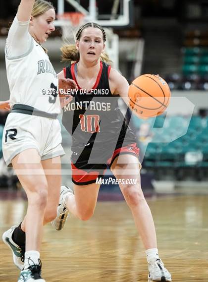 Thumbnail 2 in Montrose vs Roosevelt (CHSAA 5A Great 8) photogallery.