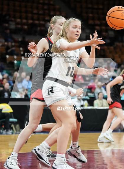 Thumbnail 1 in Montrose vs Roosevelt (CHSAA 5A Great 8) photogallery.