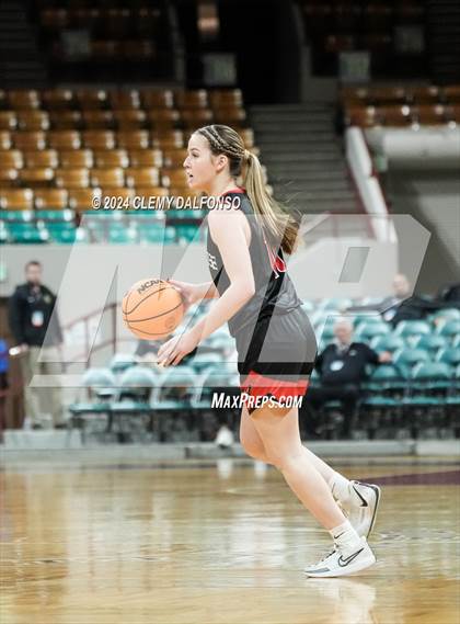 Thumbnail 3 in Montrose vs Roosevelt (CHSAA 5A Great 8) photogallery.