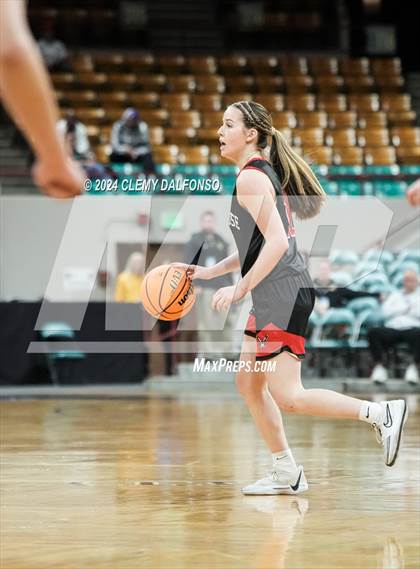 Thumbnail 1 in Montrose vs Roosevelt (CHSAA 5A Great 8) photogallery.
