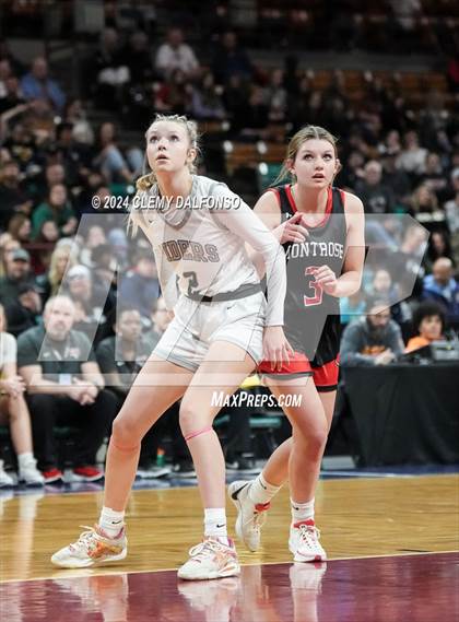 Thumbnail 3 in Montrose vs Roosevelt (CHSAA 5A Great 8) photogallery.
