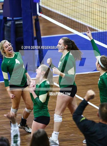 Thumbnail 3 in Fairview vs Mountain Vista (CHSAA 5A Playoff) photogallery.