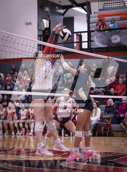 Thumbnail 2 in Canby @ South Albany (OSAA 5A Round 1) photogallery.