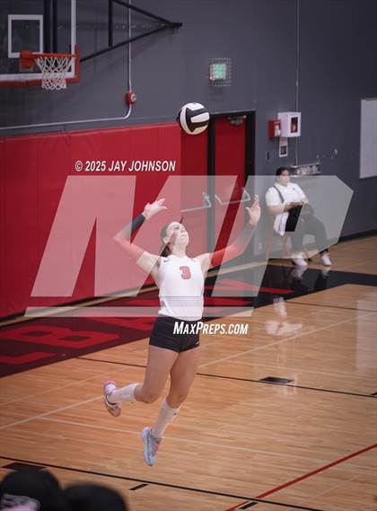 Thumbnail 2 in Canby @ South Albany (OSAA 5A Round 1) photogallery.