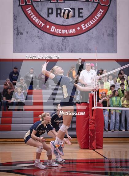 Thumbnail 3 in Canby @ South Albany (OSAA 5A Round 1) photogallery.