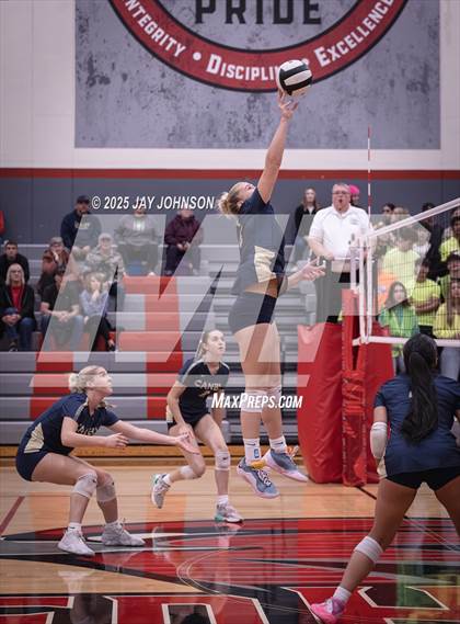 Thumbnail 1 in Canby @ South Albany (OSAA 5A Round 1) photogallery.