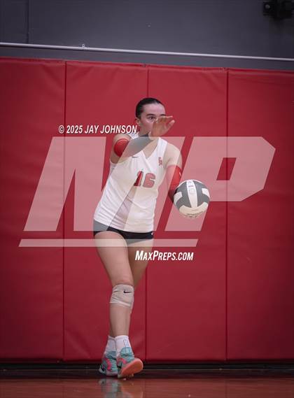 Thumbnail 3 in Canby @ South Albany (OSAA 5A Round 1) photogallery.