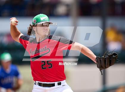 Thumbnail 2 in 42nd Annual FACA West All-Stars vs East All-Stars photogallery.