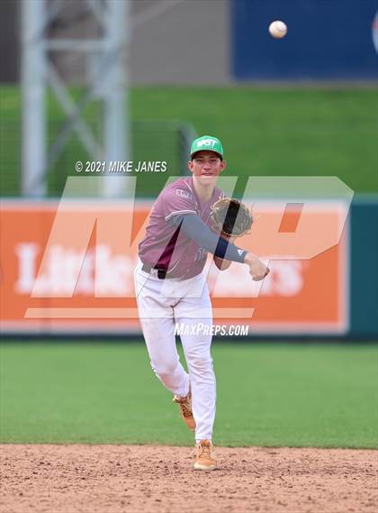 Thumbnail 2 in 42nd Annual FACA West All-Stars vs East All-Stars photogallery.