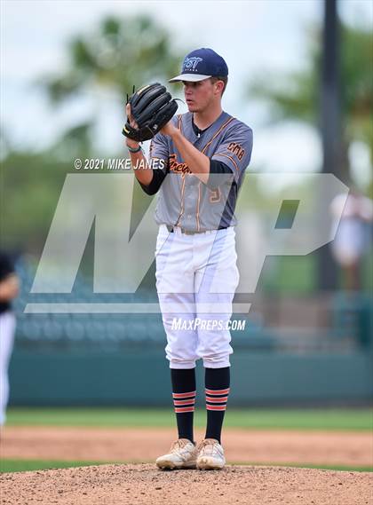 Thumbnail 2 in 42nd Annual FACA West All-Stars vs East All-Stars photogallery.