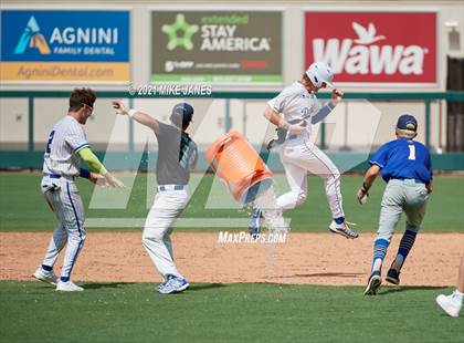 Thumbnail 1 in 42nd Annual FACA West All-Stars vs East All-Stars photogallery.
