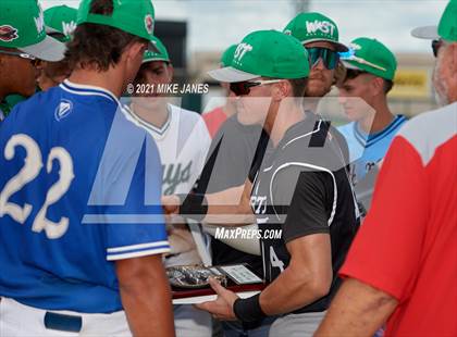 Thumbnail 2 in 42nd Annual FACA West All-Stars vs East All-Stars photogallery.