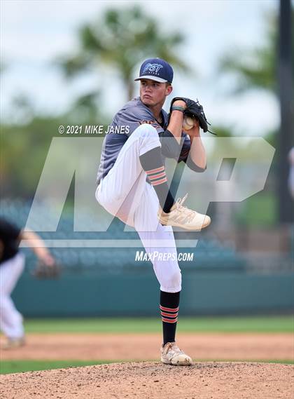 Thumbnail 1 in 42nd Annual FACA West All-Stars vs East All-Stars photogallery.