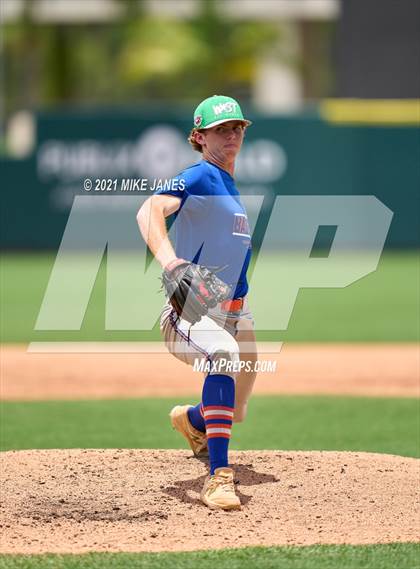 Thumbnail 2 in 42nd Annual FACA West All-Stars vs East All-Stars photogallery.