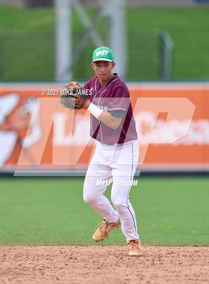 Thumbnail 3 in 42nd Annual FACA West All-Stars vs East All-Stars photogallery.