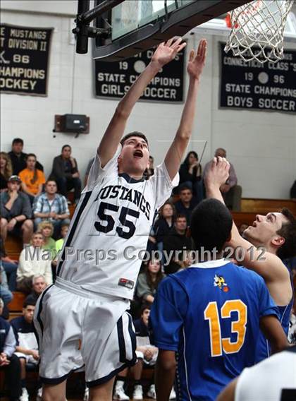 Thumbnail 3 in Immaculate vs. Gilbert (CIAC Class S Quarterfinal) photogallery.