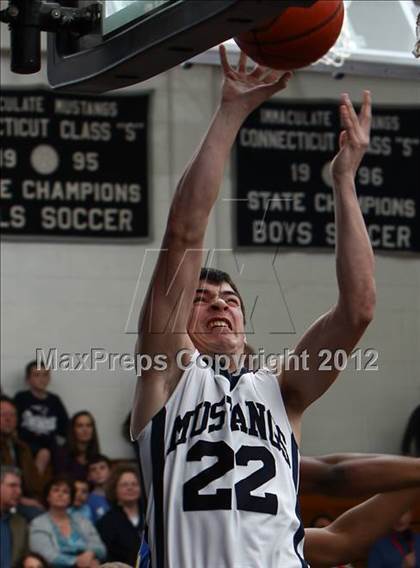Thumbnail 1 in Immaculate vs. Gilbert (CIAC Class S Quarterfinal) photogallery.