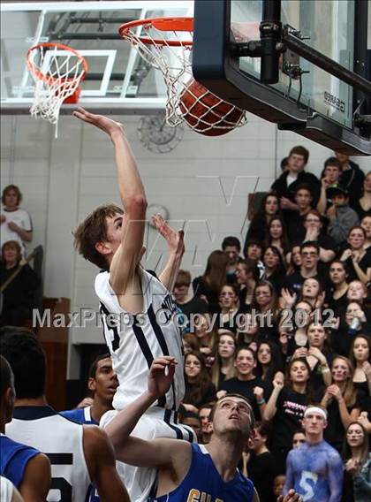 Thumbnail 1 in Immaculate vs. Gilbert (CIAC Class S Quarterfinal) photogallery.