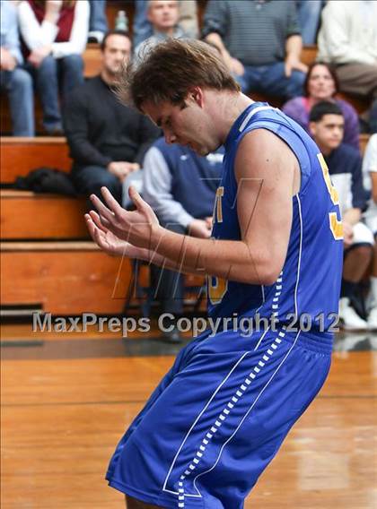 Thumbnail 1 in Immaculate vs. Gilbert (CIAC Class S Quarterfinal) photogallery.