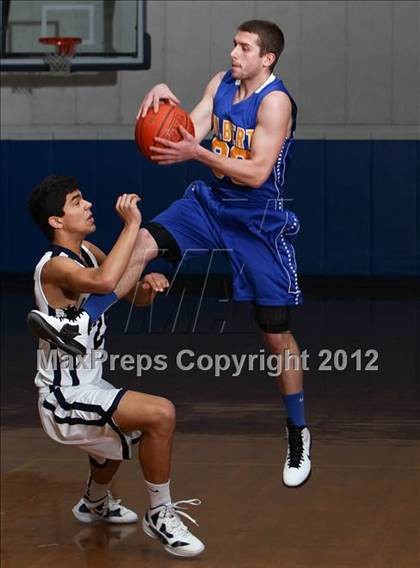 Thumbnail 2 in Immaculate vs. Gilbert (CIAC Class S Quarterfinal) photogallery.
