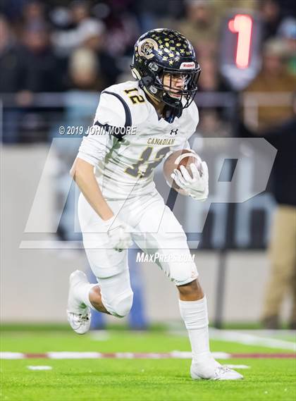 Thumbnail 3 in Canadian vs. Abernathy (UIL 3AQuarterfinal Playoff) photogallery.