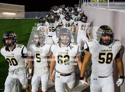 Thumbnail 2 in Canadian vs. Abernathy (UIL 3AQuarterfinal Playoff) photogallery.