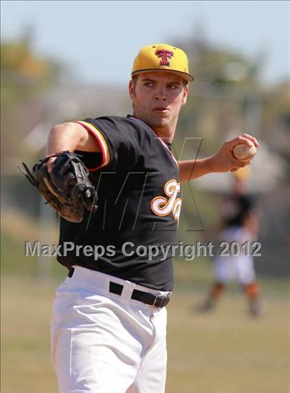 Thumbnail 2 in Taft vs. San Marcos (San Diego Lions Tournament) photogallery.