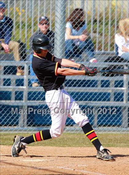 Thumbnail 2 in Taft vs. San Marcos (San Diego Lions Tournament) photogallery.