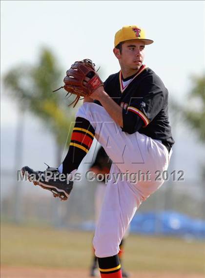 Thumbnail 2 in Taft vs. San Marcos (San Diego Lions Tournament) photogallery.