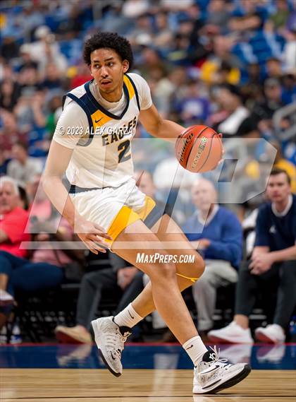 Thumbnail 2 in Oak Cliff Faith Family Academy vs Washington (UIL 5A Basketball Final) photogallery.