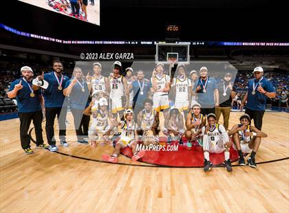 Thumbnail 1 in Oak Cliff Faith Family Academy vs Washington (UIL 5A Basketball Final) photogallery.