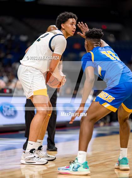 Thumbnail 3 in Oak Cliff Faith Family Academy vs Washington (UIL 5A Basketball Final) photogallery.