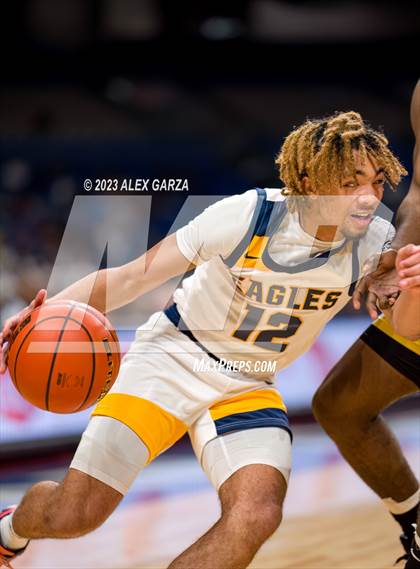 Thumbnail 3 in Oak Cliff Faith Family Academy vs Washington (UIL 5A Basketball Final) photogallery.