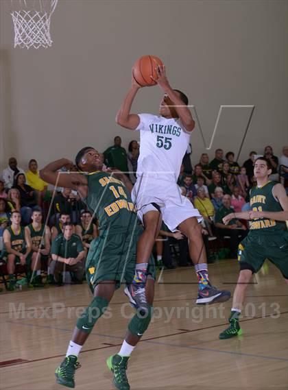 Thumbnail 1 in St. Edward vs. Sunnyslope (MaxPreps Holiday Classic) photogallery.