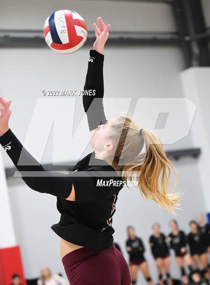 Thumbnail 3 in Sacred Heart vs. Salpointe Catholic (Nike TOC Southwest) photogallery.