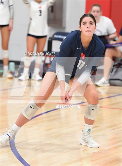 Thumbnail 1 in Sacred Heart vs. Salpointe Catholic (Nike TOC Southwest) photogallery.