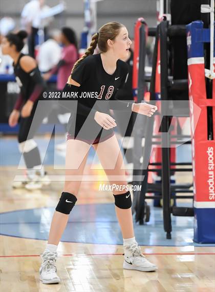 Thumbnail 2 in Sacred Heart vs. Salpointe Catholic (Nike TOC Southwest) photogallery.